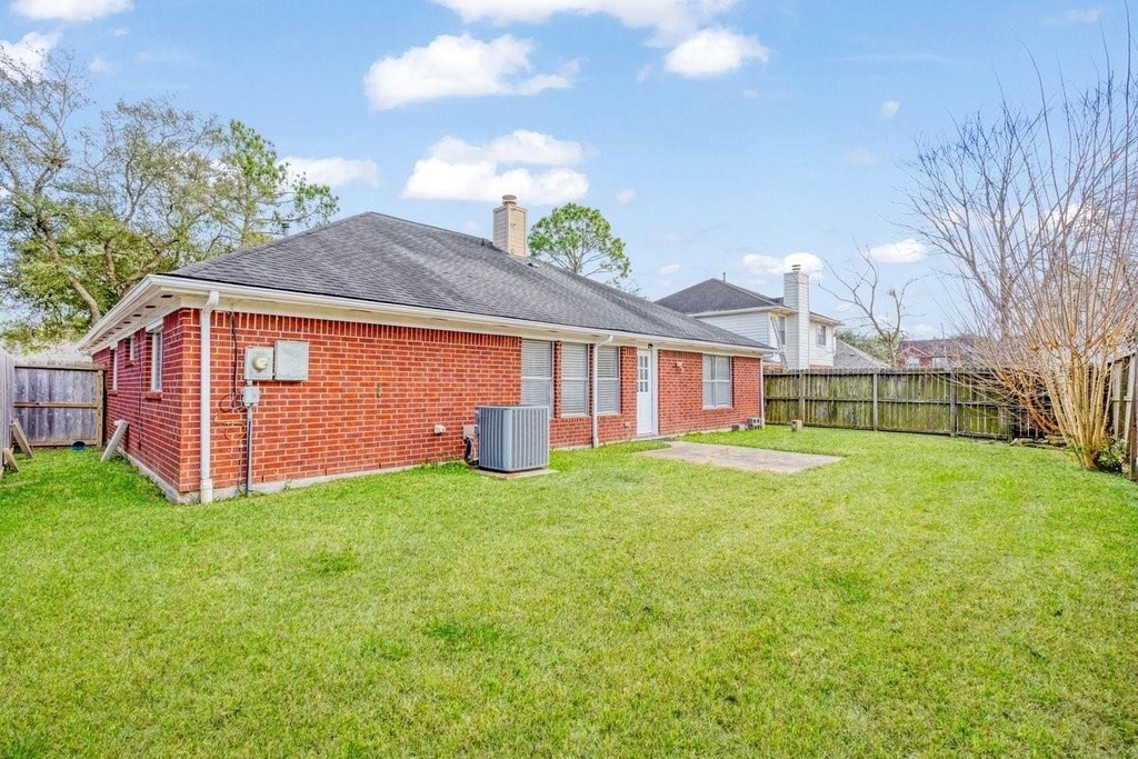 2922 Abbey Field Drive - Photo 17