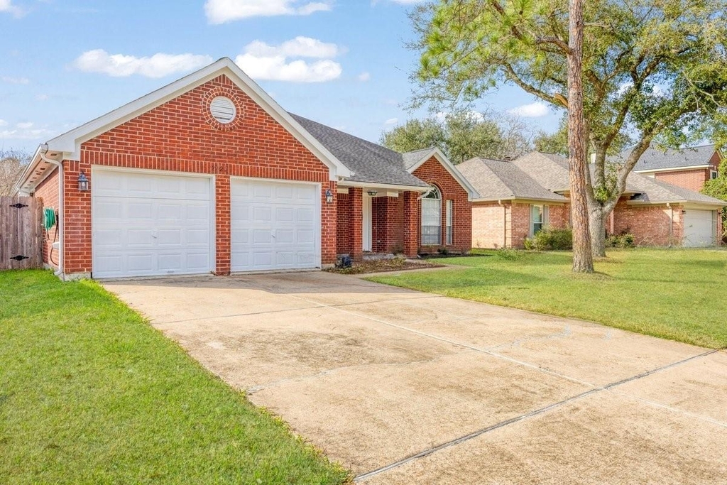 2922 Abbey Field Drive - Photo 1