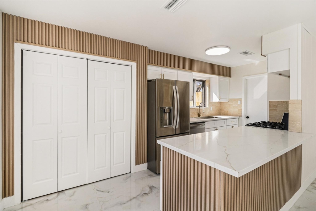 1307 Saddle Rock Drive - Photo 13