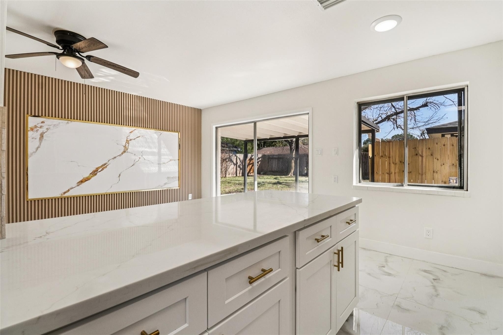 1307 Saddle Rock Drive - Photo 15