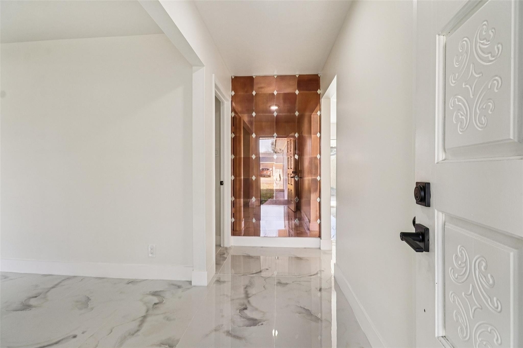 1307 Saddle Rock Drive - Photo 10