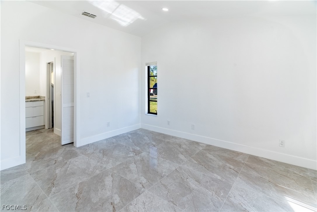 720 Chavers Street - Photo 14
