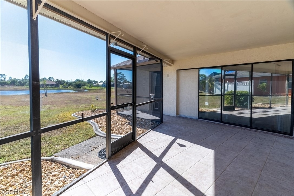 720 Chavers Street - Photo 2