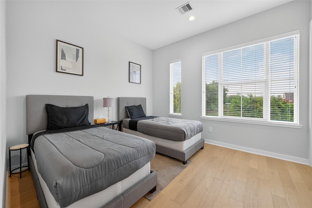 2617 Live Oak Street - Photo 14