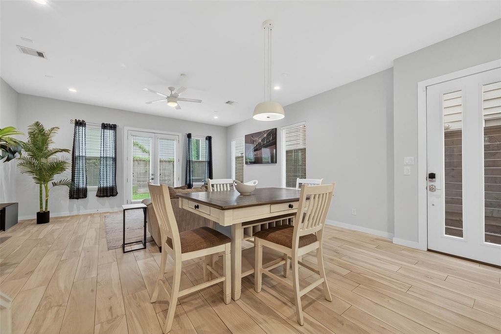 2617 Live Oak Street - Photo 6