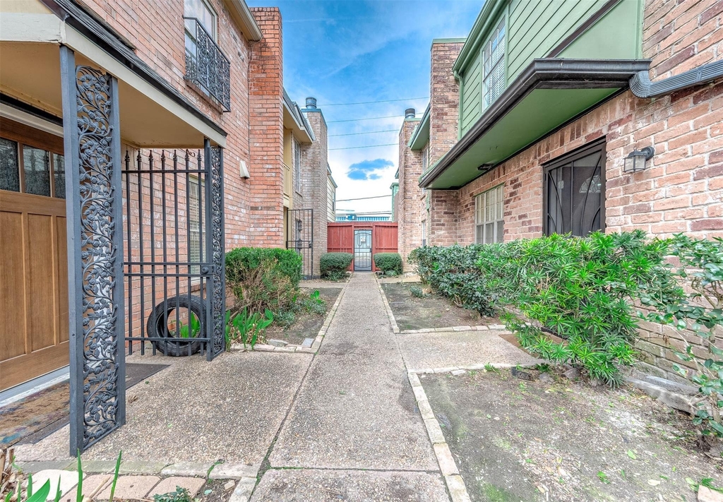 5532 Beverly Hill Street - Photo 11