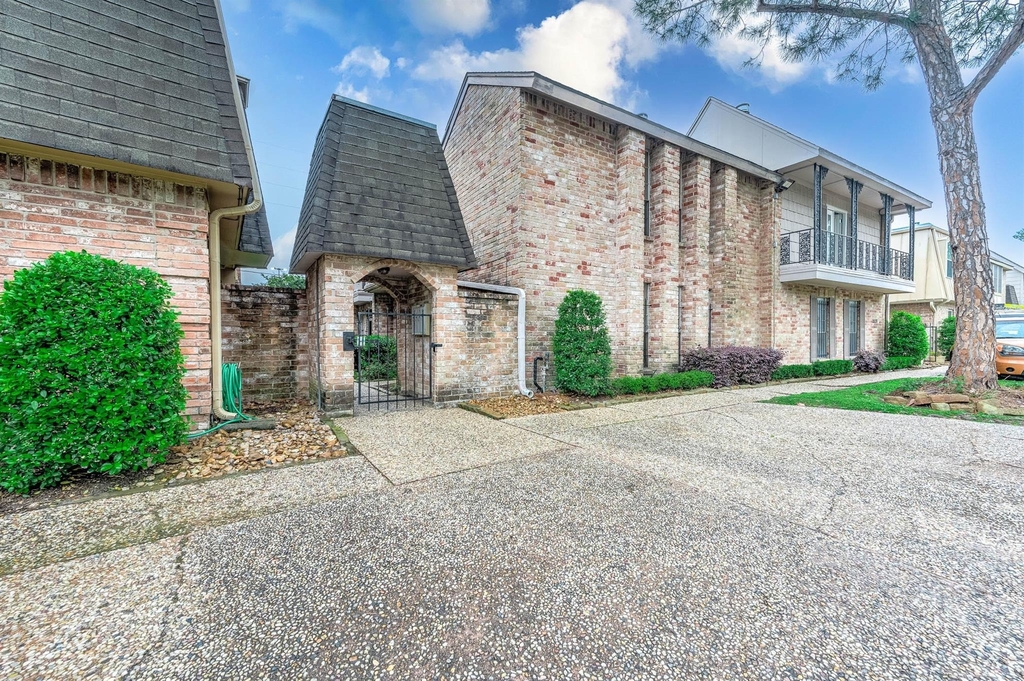 5532 Beverly Hill Street - Photo 12