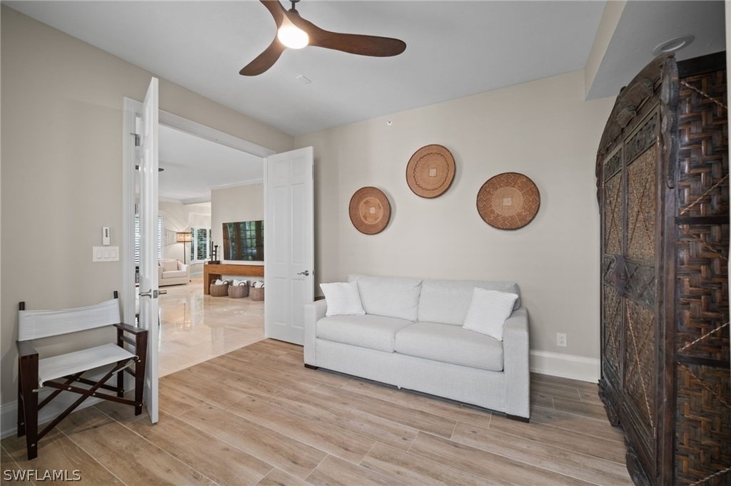 261 Colonade Circle - Photo 32