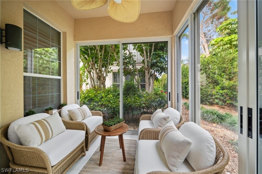 261 Colonade Circle - Photo 0