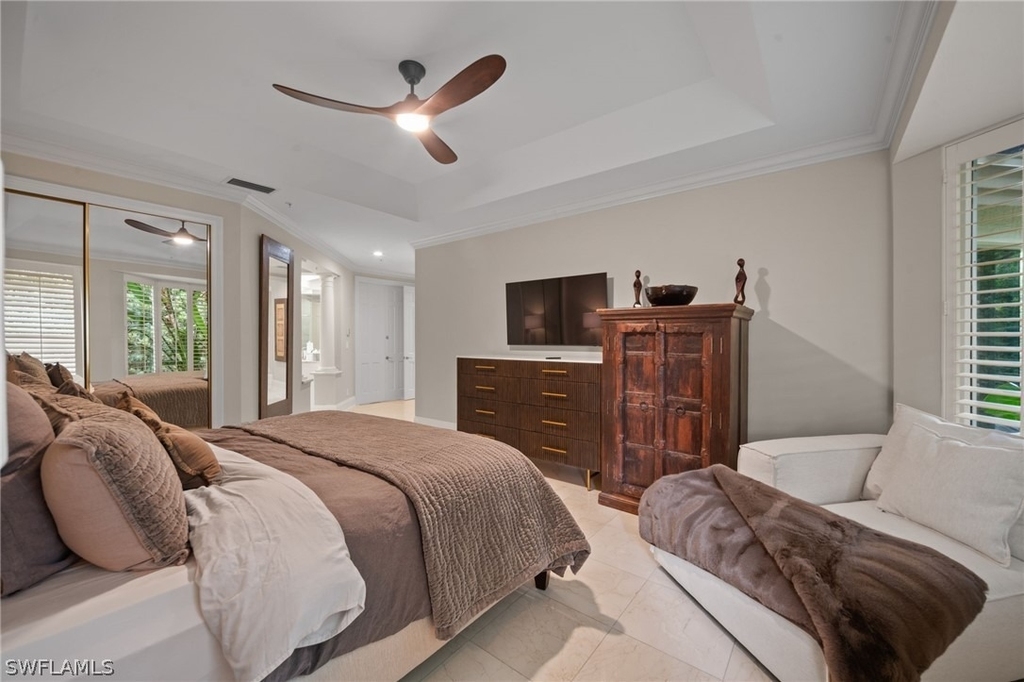 261 Colonade Circle - Photo 18