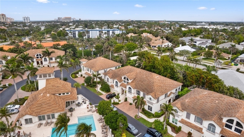 261 Colonade Circle - Photo 40