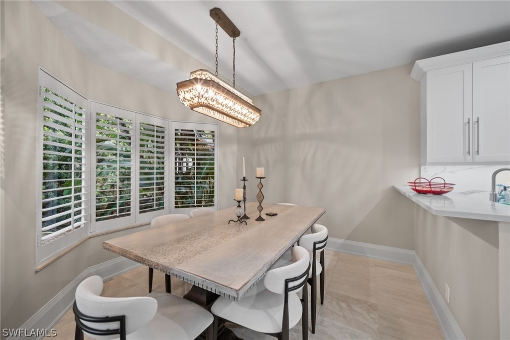 261 Colonade Circle - Photo 7