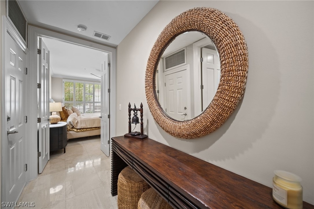 261 Colonade Circle - Photo 2