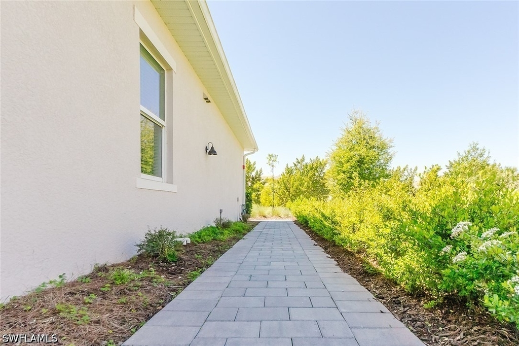 6040 Ellerston Way - Photo 32