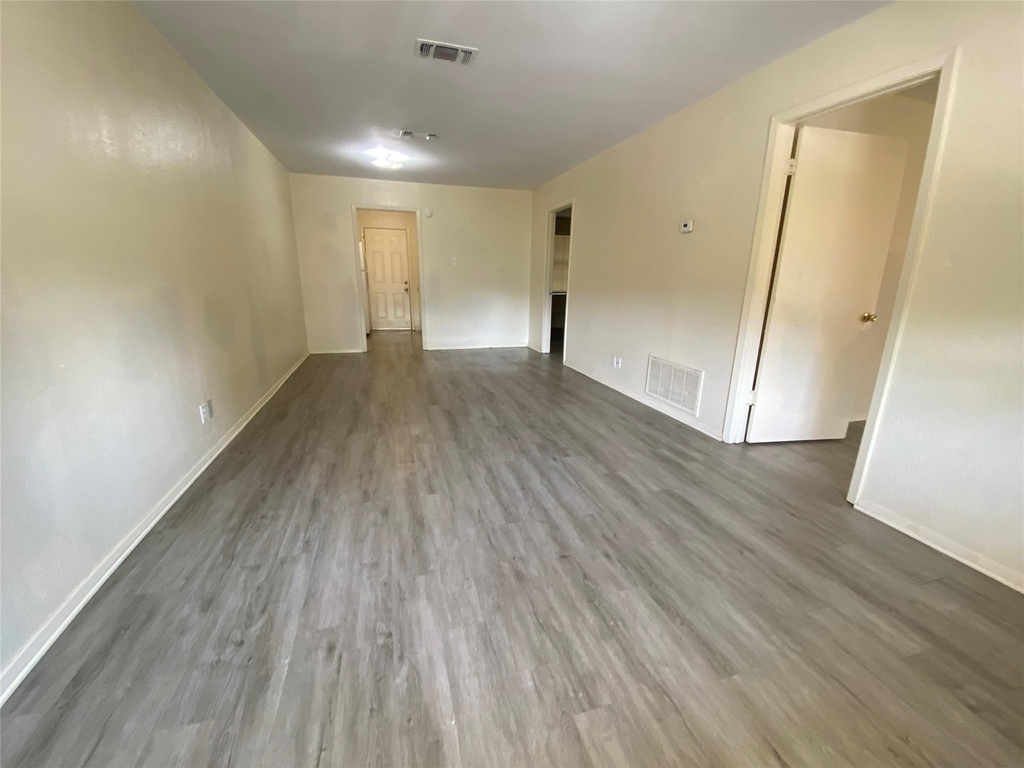 208 Kelly Street - Photo 4