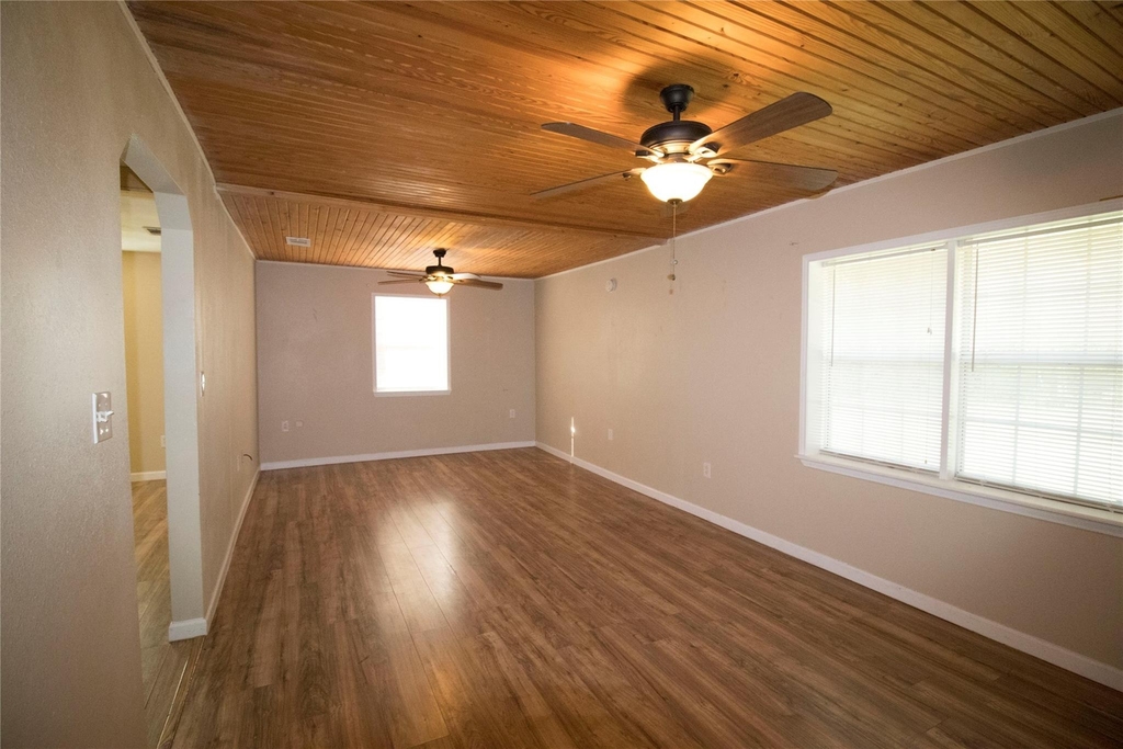 20 White Oak Drive - Photo 8