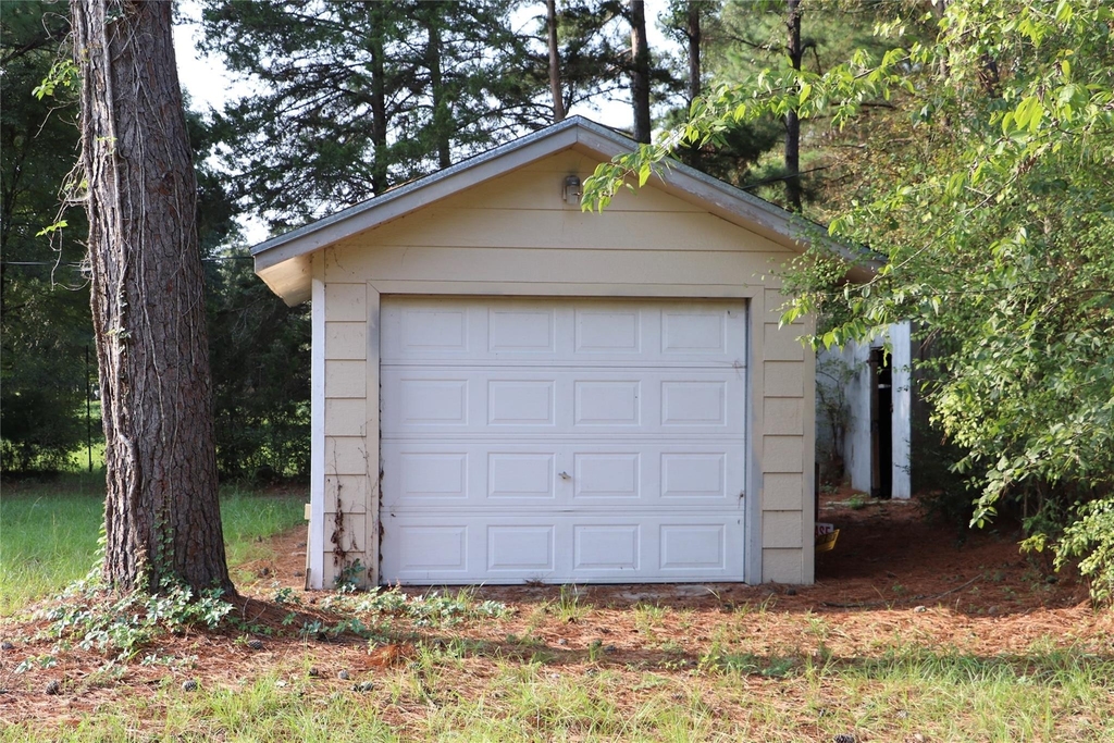 20 White Oak Drive - Photo 4