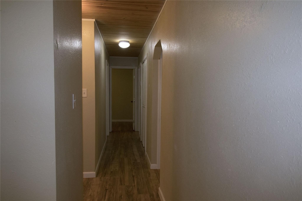 20 White Oak Drive - Photo 10