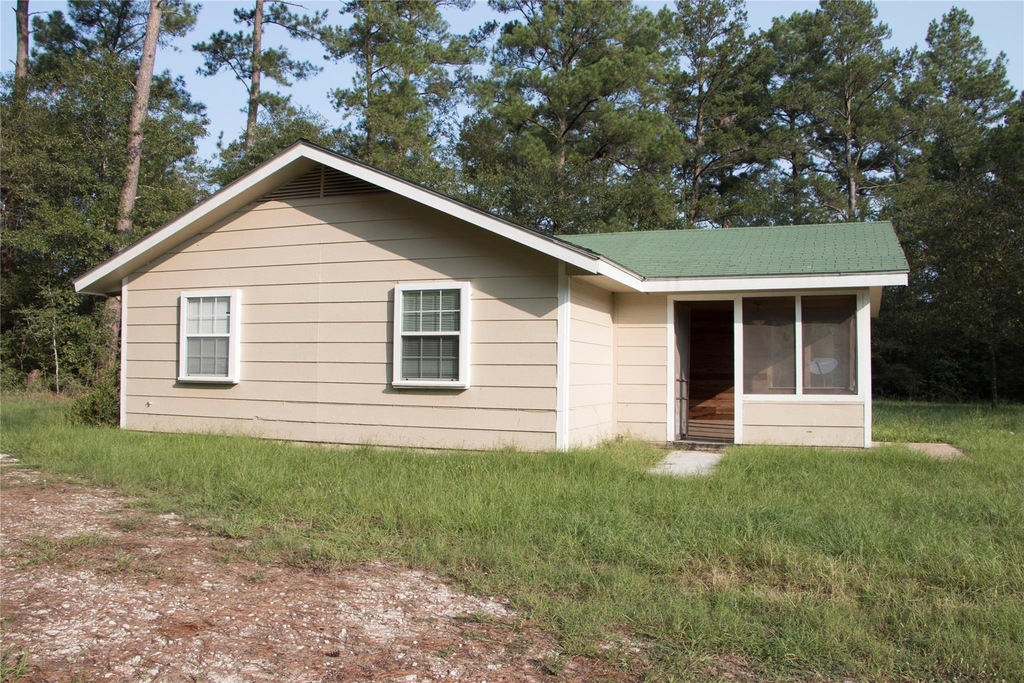 20 White Oak Drive - Photo 1