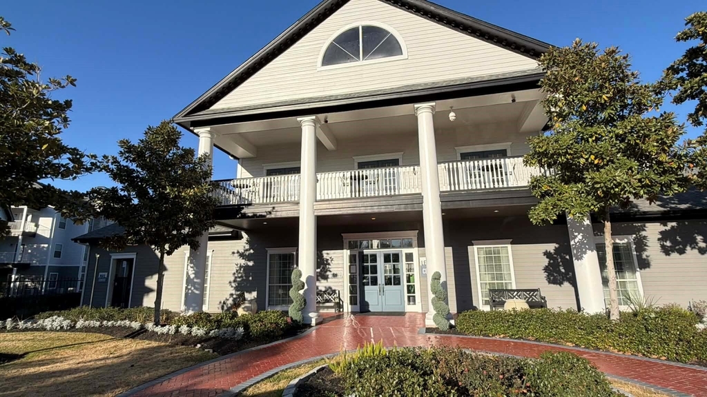 15000 W Airport Boulevard - Photo 3