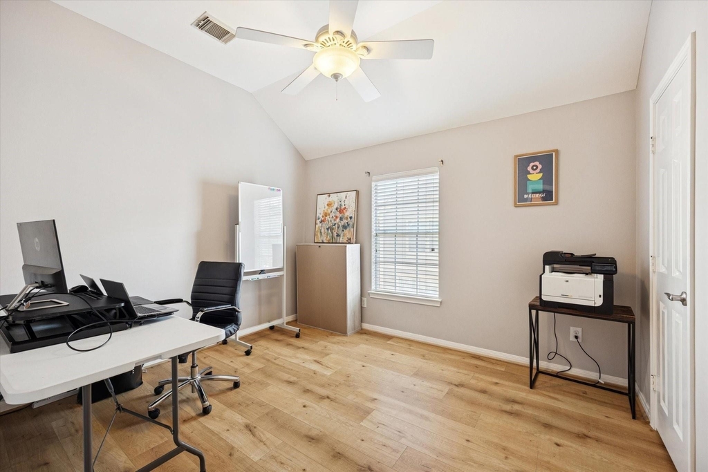 4113 Blossom Street - Photo 10