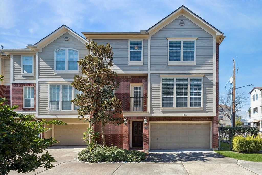 4113 Blossom Street - Photo 1