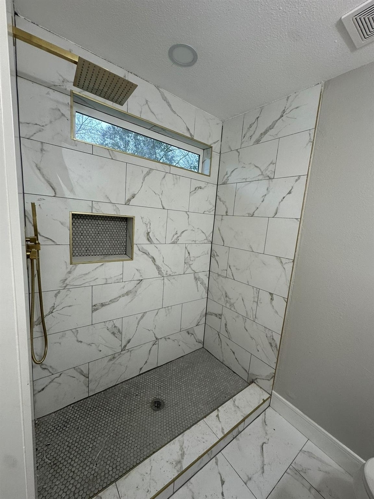 8223 Wallis Street - Photo 23
