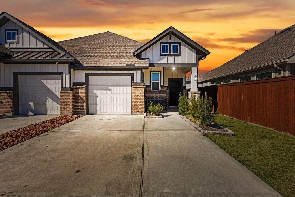 10122 Crescendo Way - Photo 1