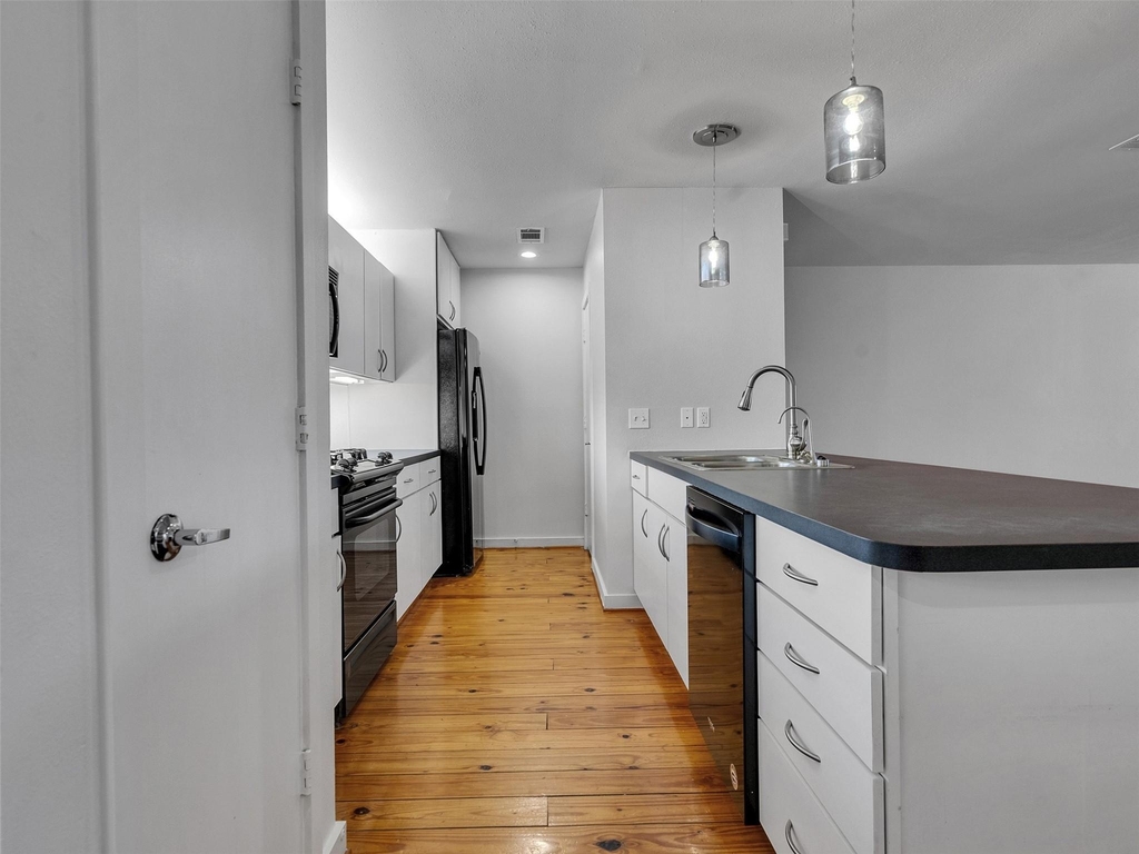 6935 Yellowstone Way Drive - Photo 17