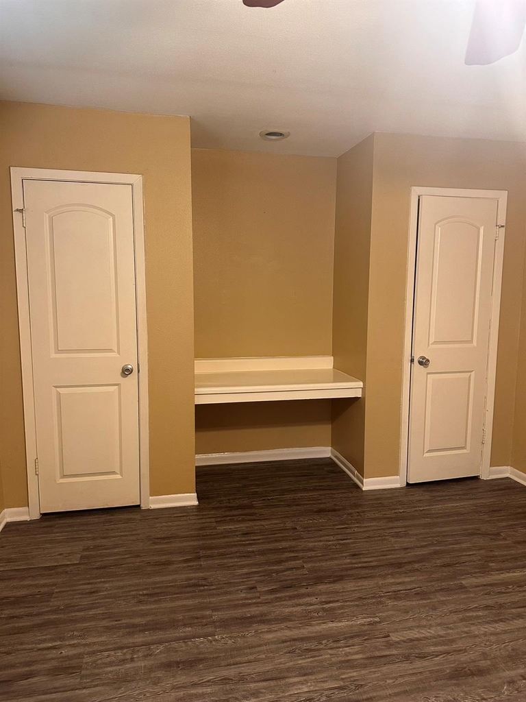 5830 Effingham Drive - Photo 9