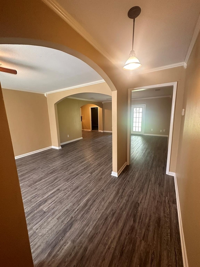 5830 Effingham Drive - Photo 13