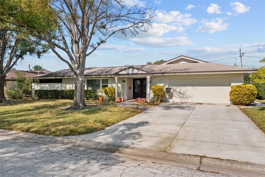 1191 87th Avenue N - Photo 0