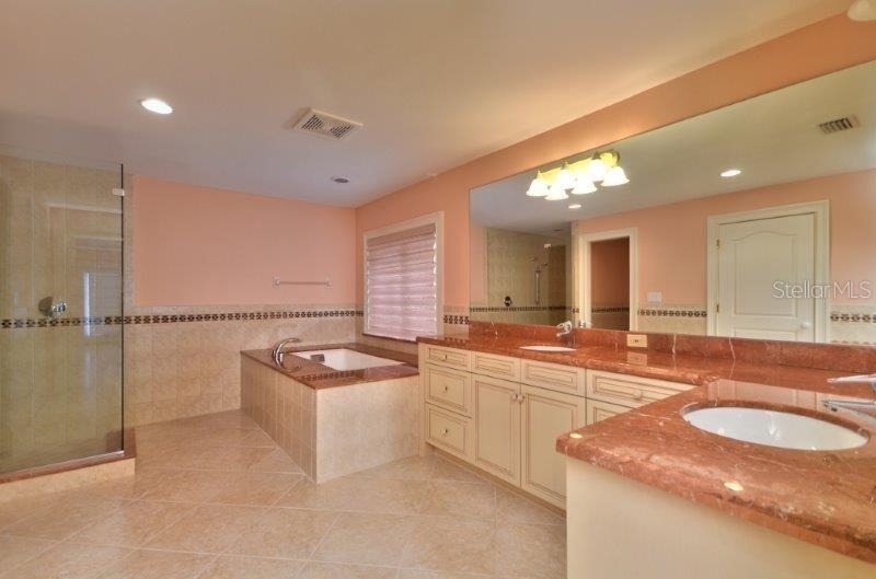 220 Gulf Boulevard - Photo 14