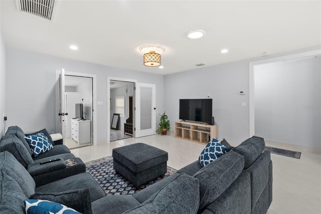 204 44th Avenue - Photo 9
