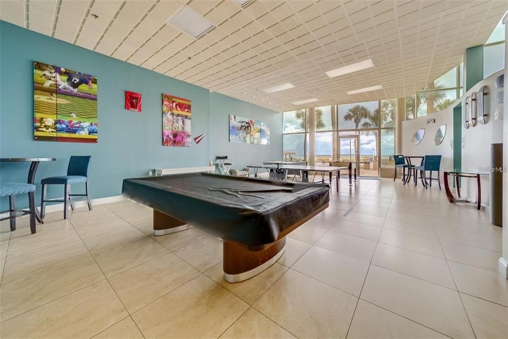 880 Mandalay Avenue - Photo 8
