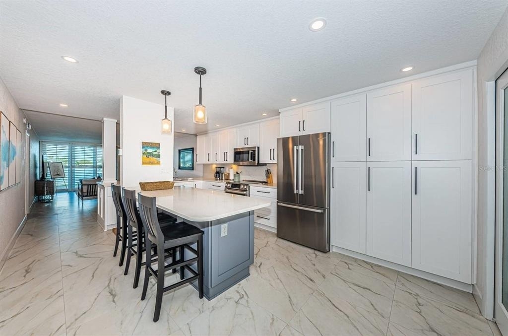 6083 Bahia Del Mar Circle - Photo 7