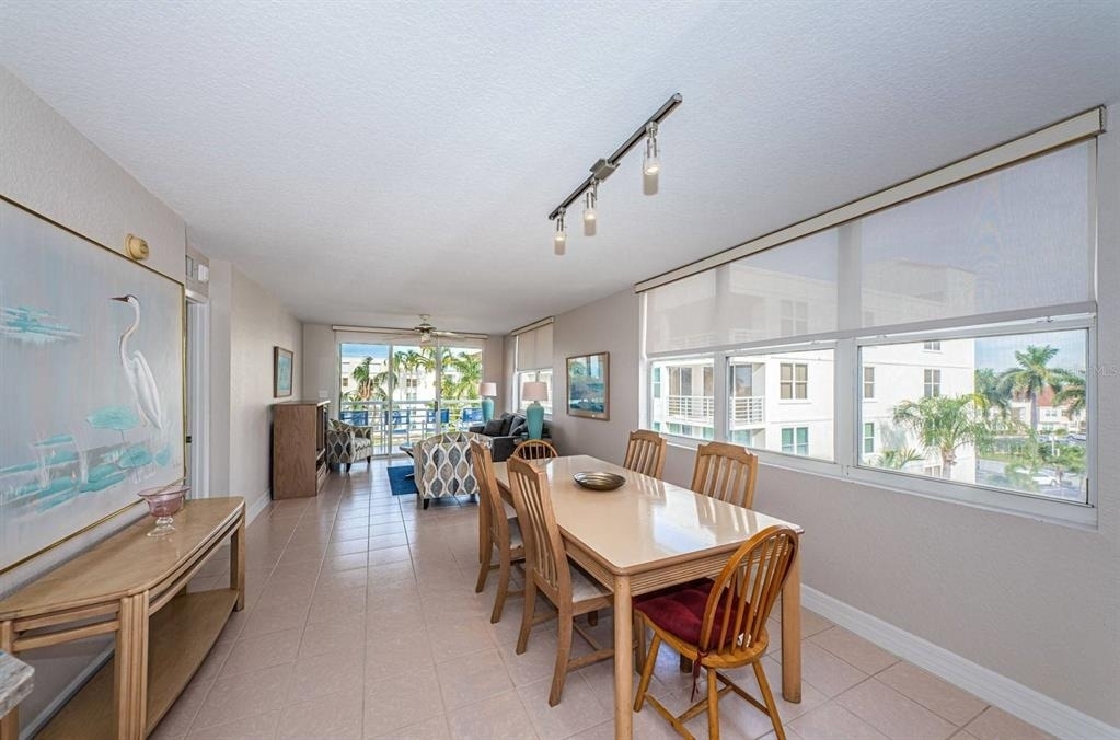 6061 Bahia Del Mar Circle - Photo 4