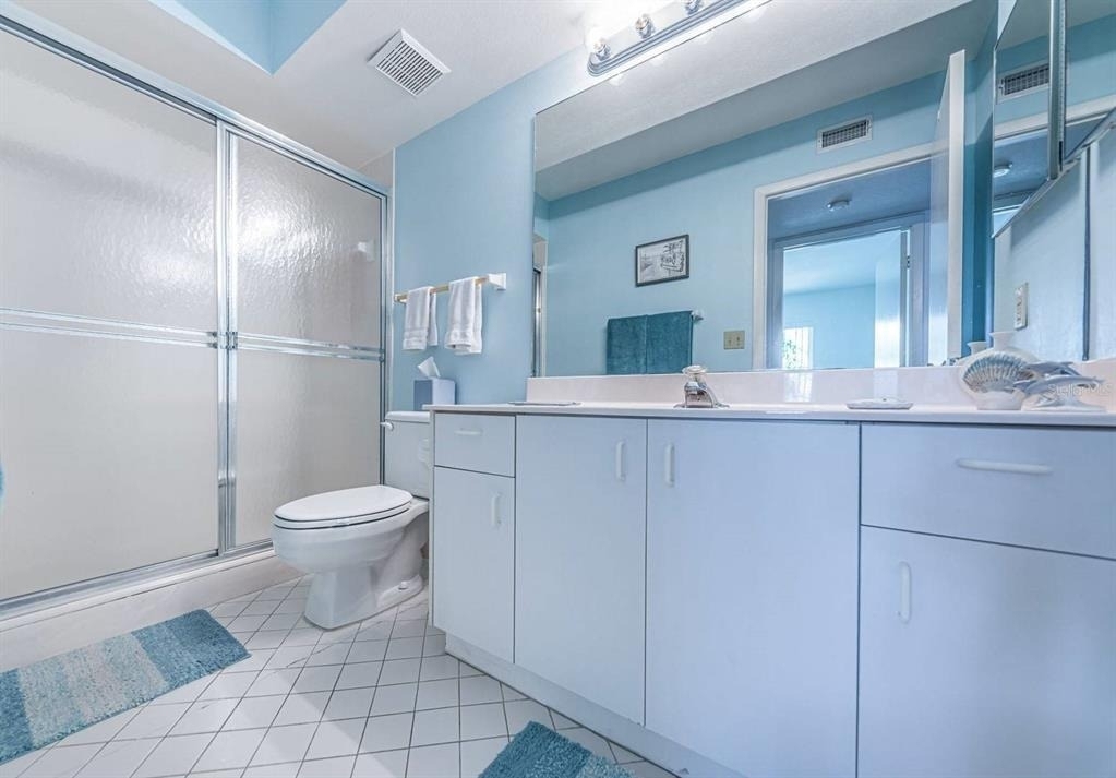 6001 Bahia Del Mar Circle - Photo 16