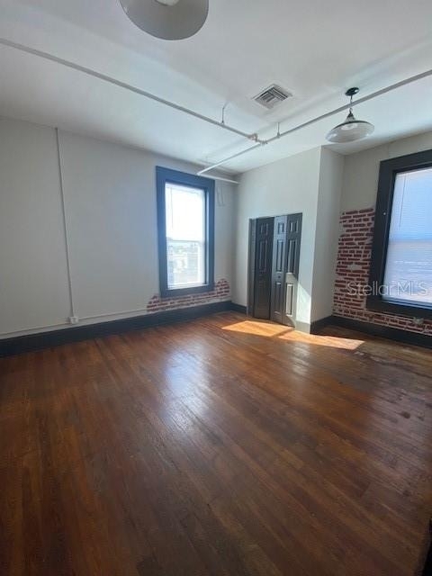 113 S Collins Street - Photo 3