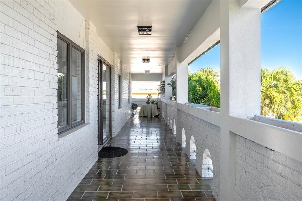 2710 Hibiscus Drive W - Photo 19