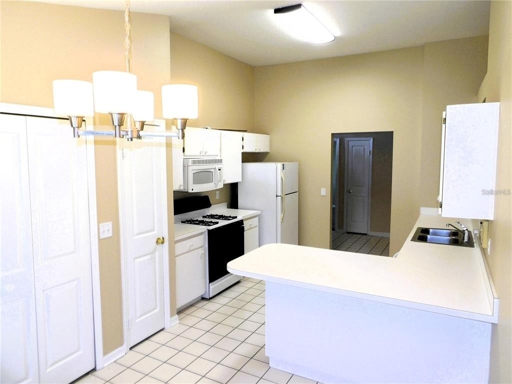 1802 Durkee Place - Photo 4