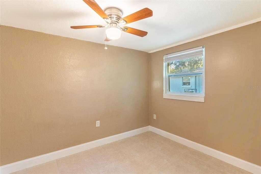 114 E Northside Drive - Photo 6