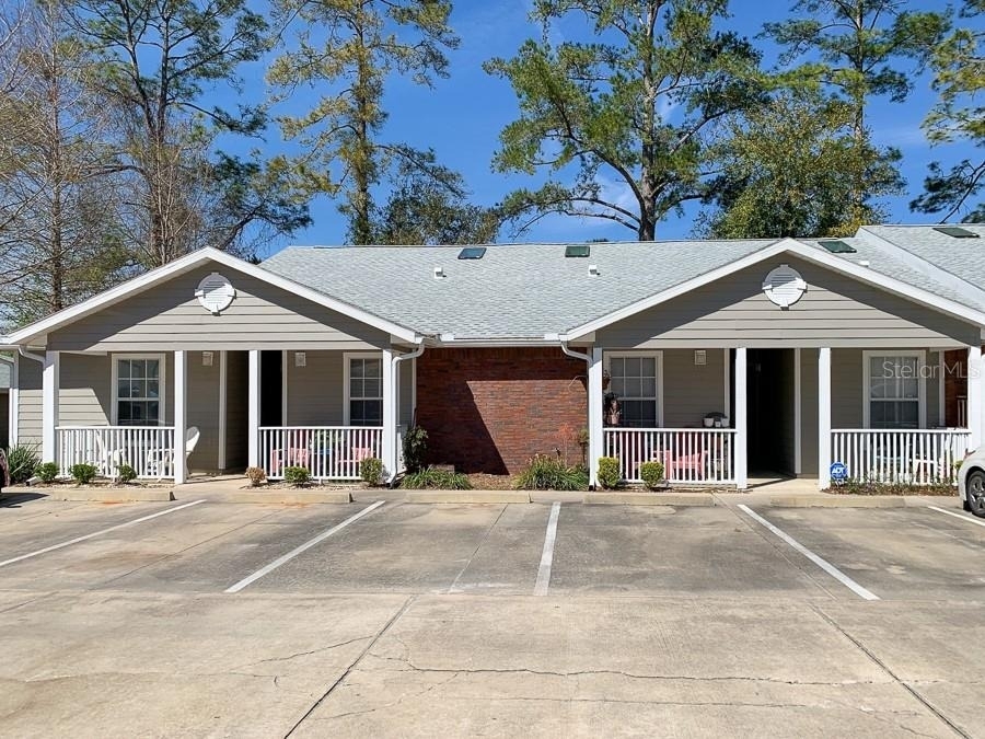 4004 Sw 26th Drive - Photo 0