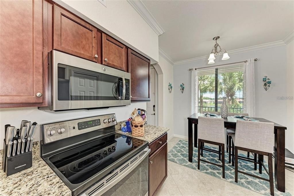 16706 Vardon Terrace - Photo 13