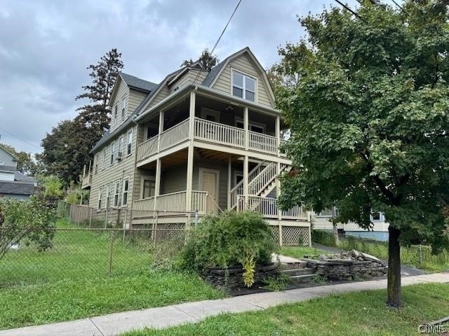 1607 Burnet Avenue - Photo 1