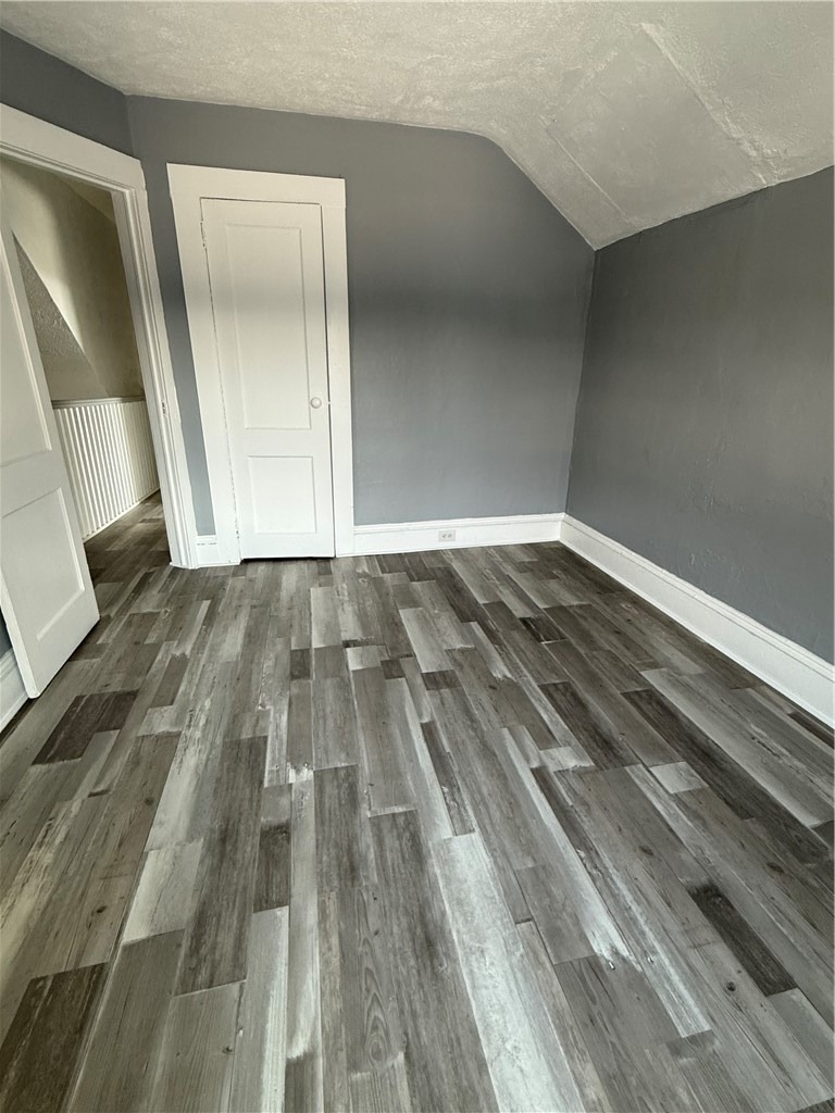 247 Princeton Avenue - Photo 15