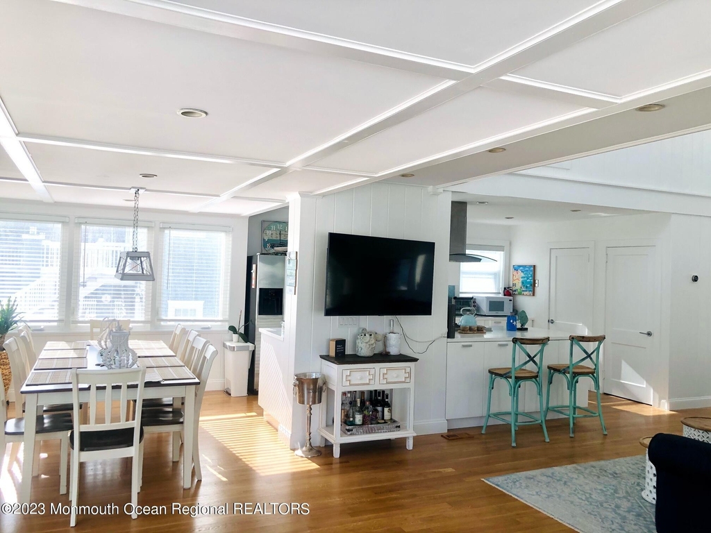 17 1st Avenue - Photo 24