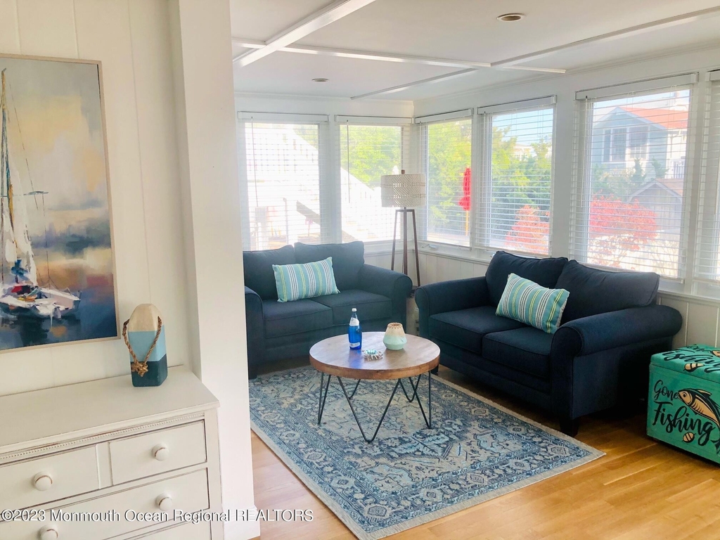 17 1st Avenue - Photo 10