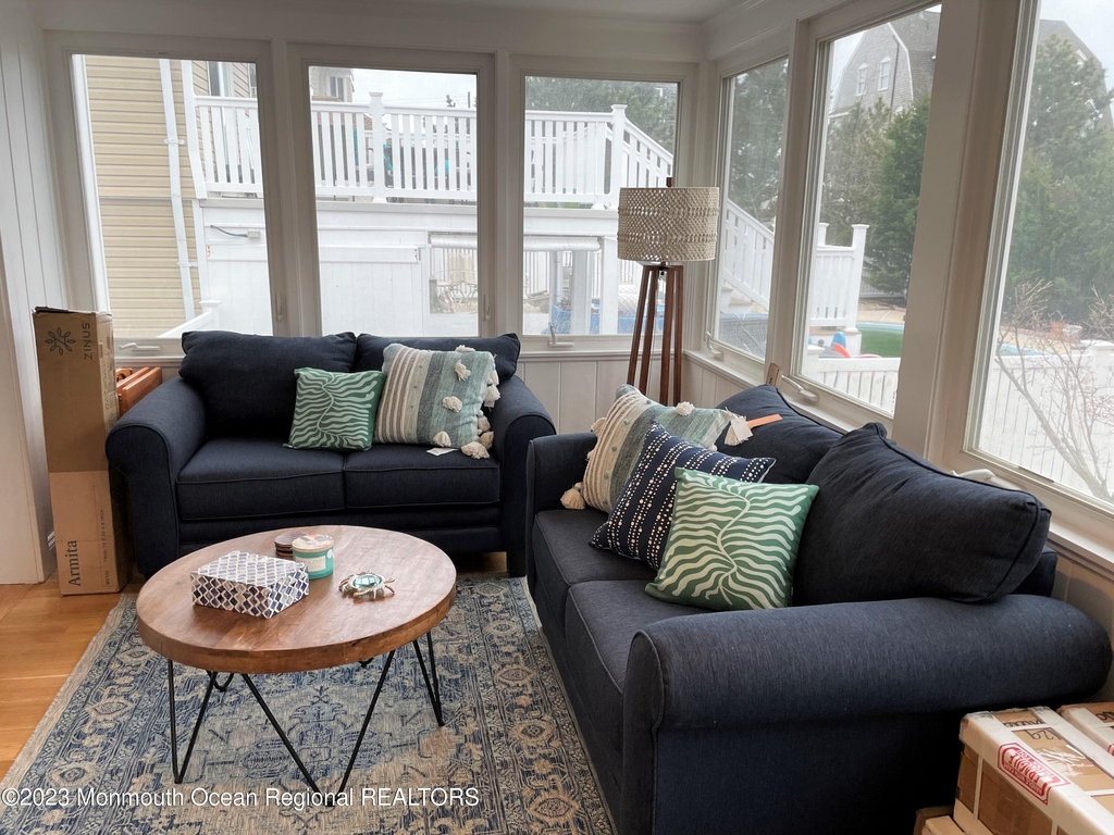 17 1st Avenue - Photo 7