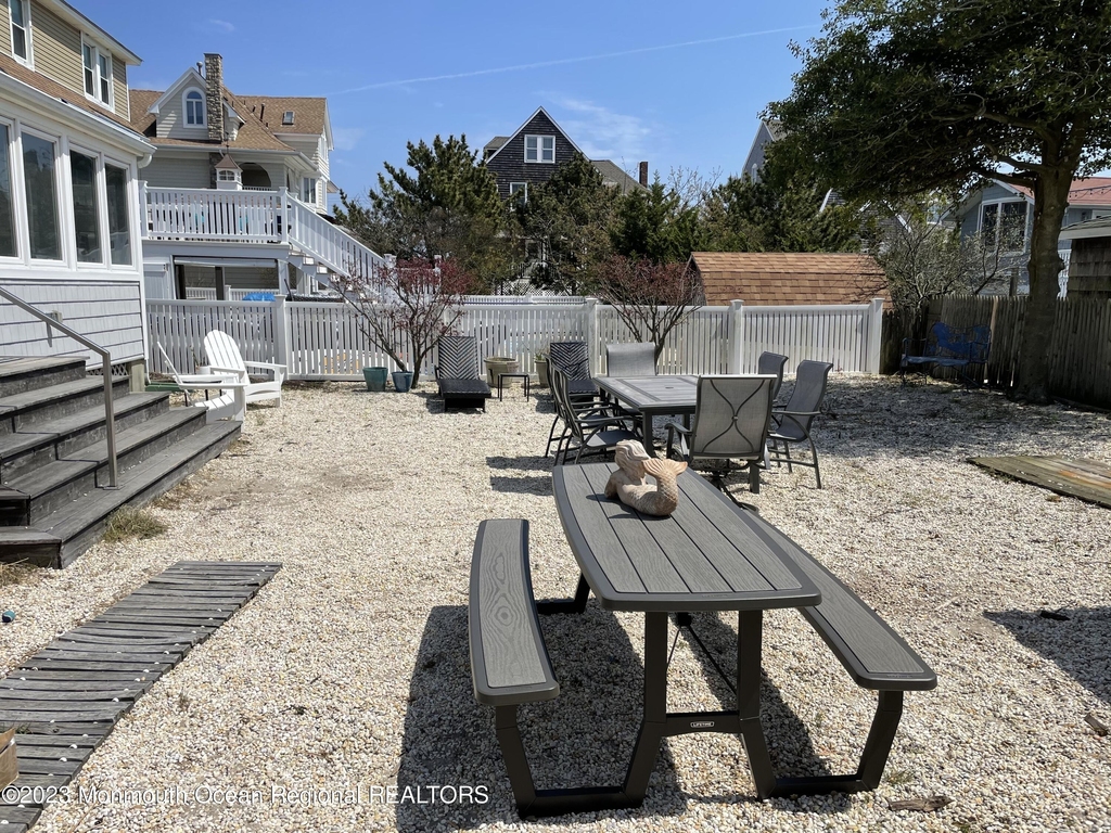 17 1st Avenue - Photo 43